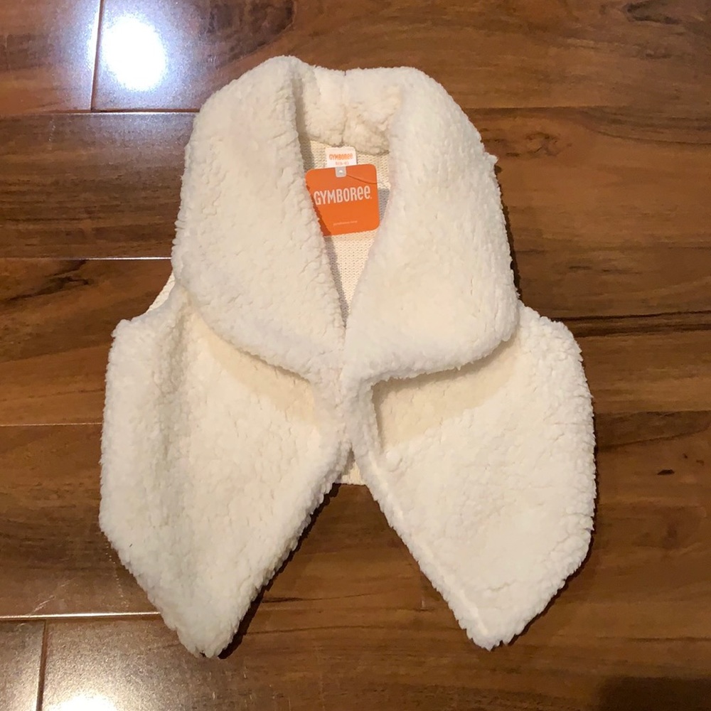NWT Girls Gymboree ivory sherpa fur sweater vest size S 5-6 small